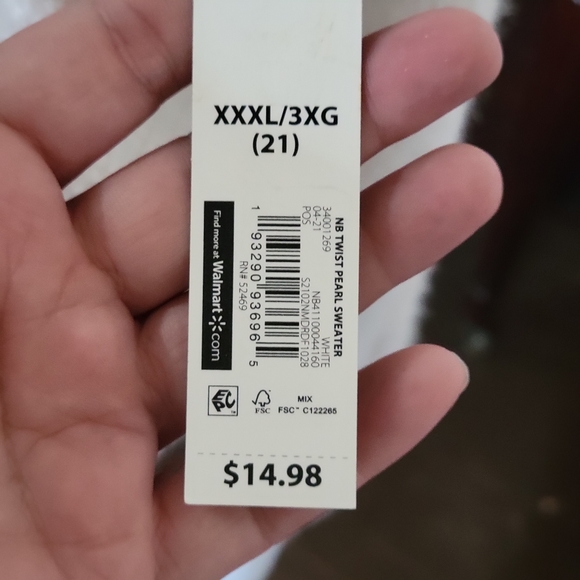 Soft and fuzzy cropped sweater with pearls. - Picture 3 of 3